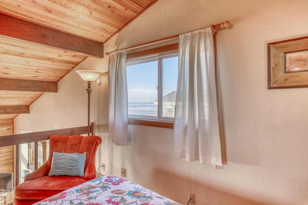 Sandpiper Cottage - Waldport Extérieur photo